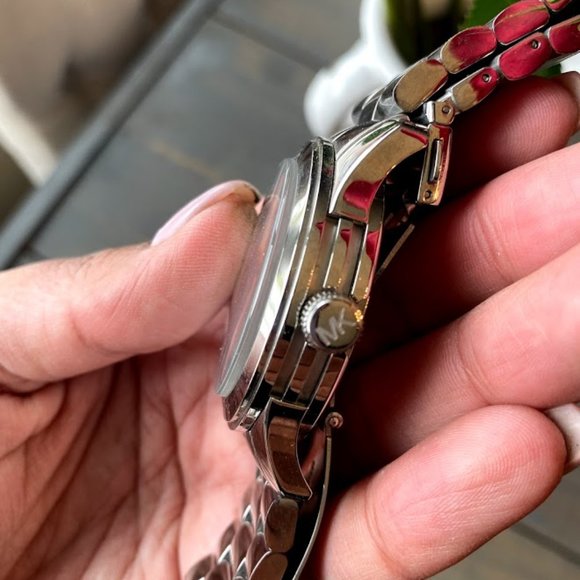 Michael Kors Big face watch - Picture 5 of 6